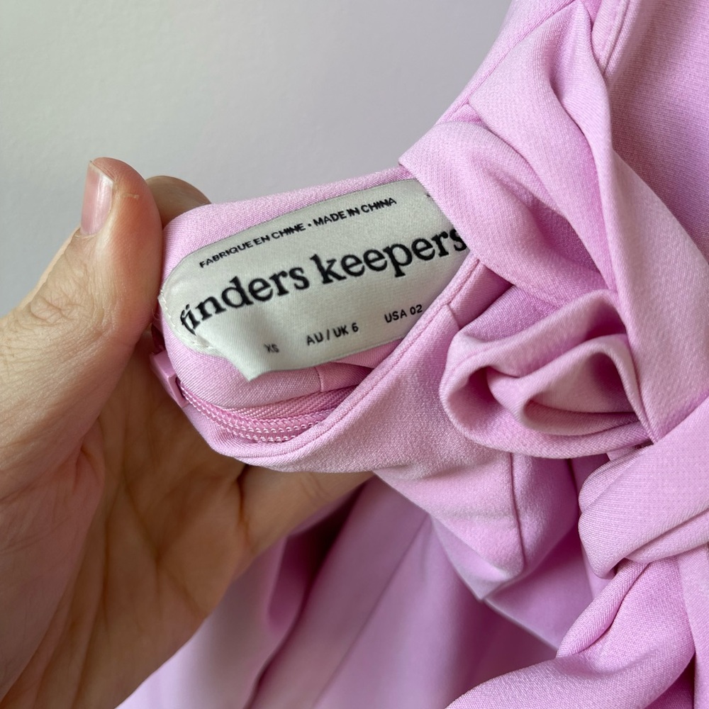 Finders keepers pink halter dress - Picture 7 of 9